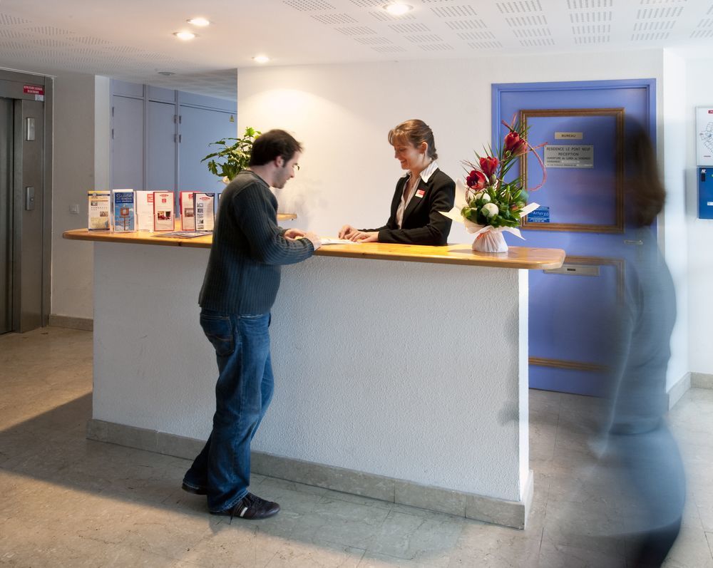 Sejours & Affaires Annecy Le Pont Neuf Cran-Gévrier Exterior foto